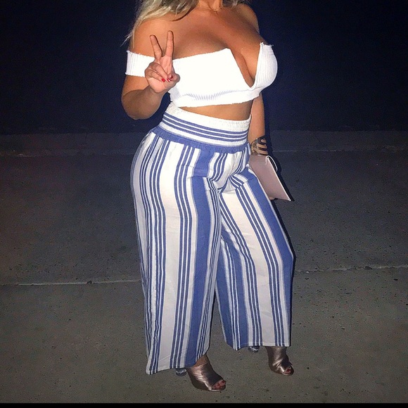 Coco + Jaimeson Pants - Picture 2 of 4